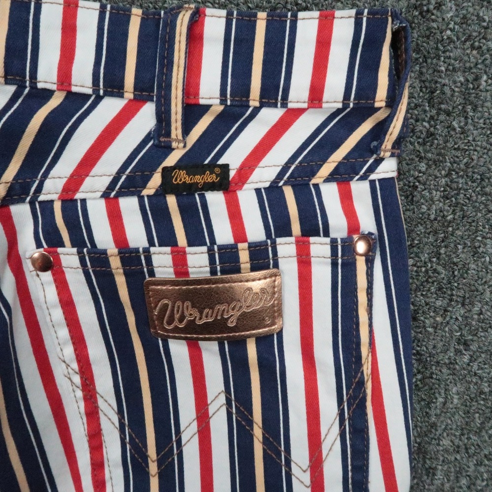 Wrangler Jeans Womens 30x32 Blue White Red Lainey Wilson Stripe Bell Bottom Wide - Picture 5 of 12